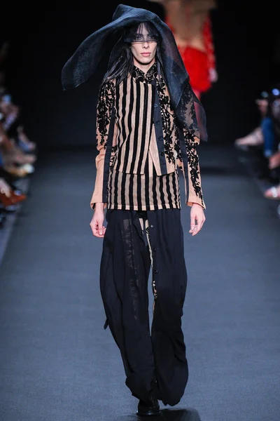 Look 20